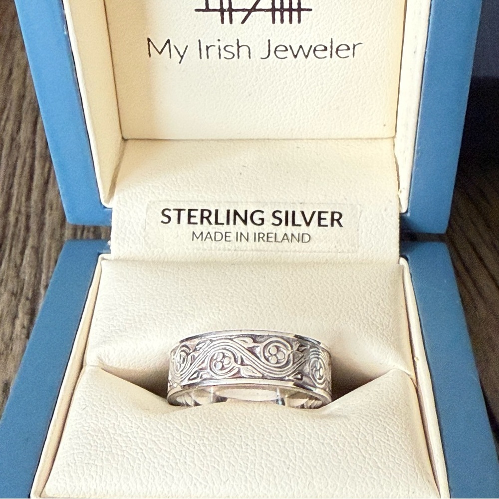 NIB My Irish Jeweler Celtic Design Sterling Silver Ring with Gift Box - Size 7